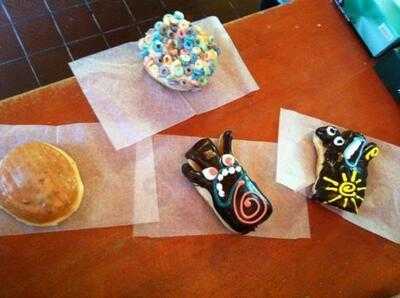 Voodoo Doughnut, Eugene