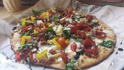 Pieology Pizzeria Fig Garden, Fresno, CA, Fresno