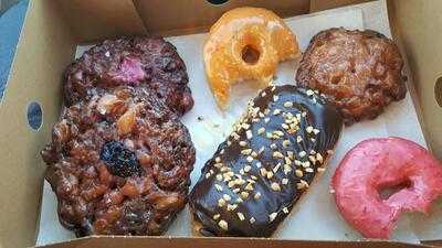 Doughboys Donuts, Reno