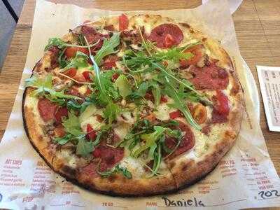 Blaze Pizza, Arlington