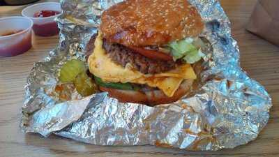 Five Guys, Fresno