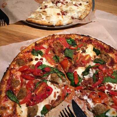 Blaze Pizza