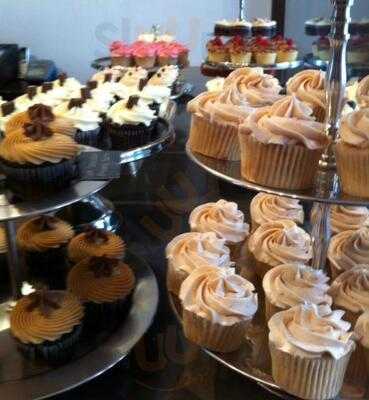 Alexandria Cupcake, Alexandria