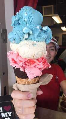 Strachan's Ice Cream And Desserts