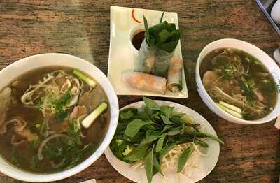 Pho Ao Sen