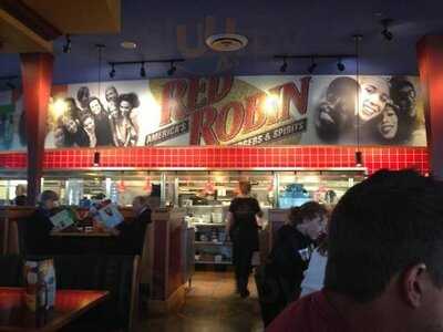 Red Robin Gourmet Burgers, Madison