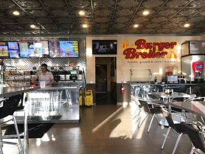 Burger Broiler, Tacoma