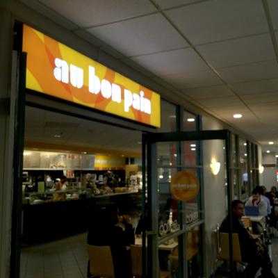 Au Bon Pain, Arlington