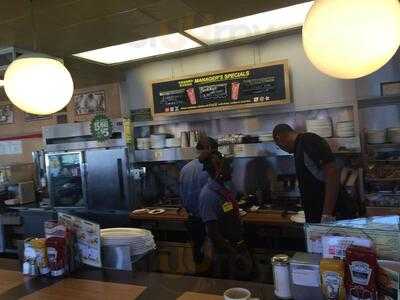 Waffle House, Winston Salem