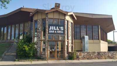 Jills Bar and Grill, Toledo