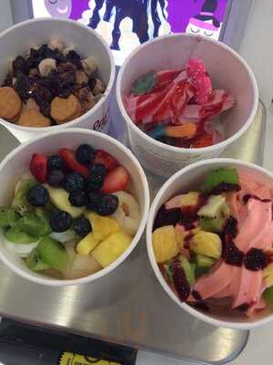 Yogurtland