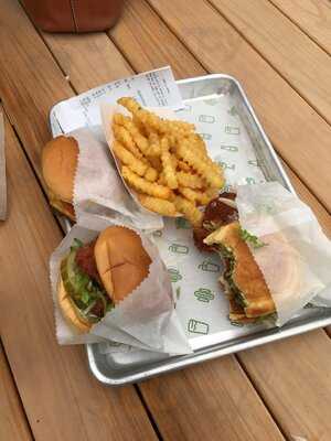 Shake Shack Lexington