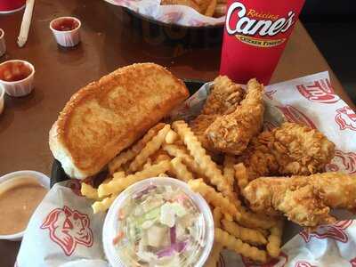 Raising Cane's Chicken Fingers, Lexington