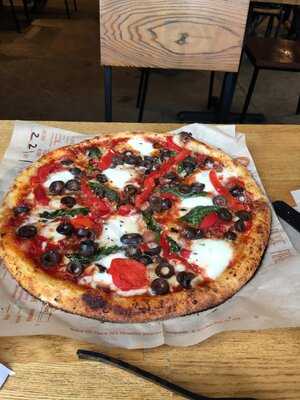 Blaze Pizza, Knoxville