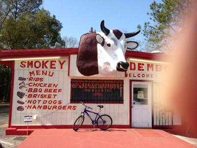 Smokey Dembo's Smokehouse, Mobile