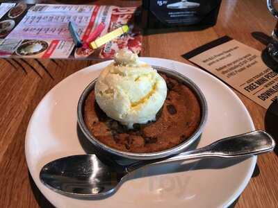 BJ's Restaurant & Brewhouse, Columbia