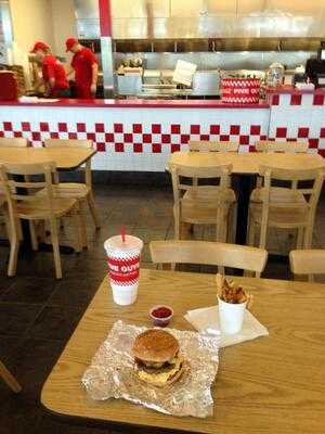 Five Guys, Vancouver