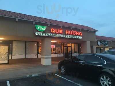 Pho Que Huong Noodles & Grill, Plano