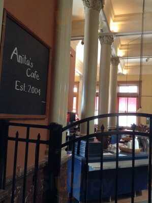 Anita's Cafe