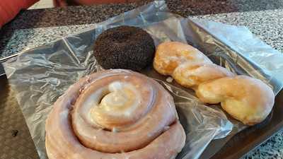 Dizzy Dean's Donuts, Eugene