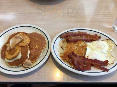 IHOP, Bakersfield