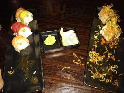 Umi Sushi & Sake, Bakersfield