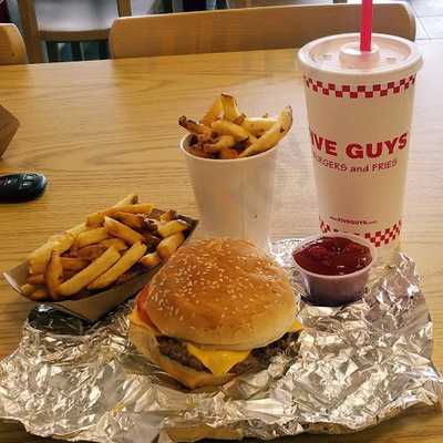 Five Guys, Fort Wayne