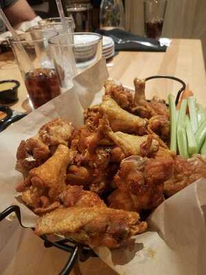 Big Kahuna Wings - West Town, Knoxville