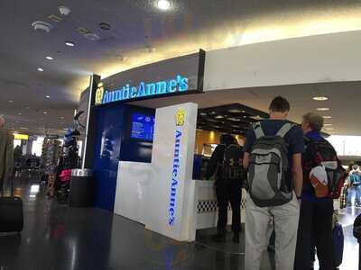 Auntie Anne's, Staten Island