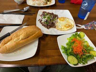 Gia Dinh pho and Vietnamese restaurant, Anchorage