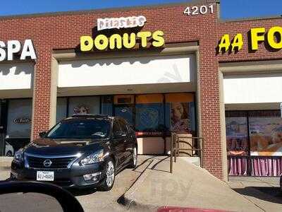 Pilaski's Donuts, Arlington