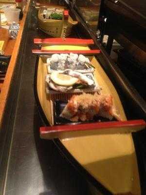 Afloat Sushi, Pasadena