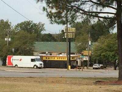 Waffle House, Little Rock