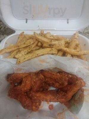 Austell Wings & More