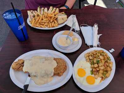 Renae's Cafe, Bakersfield