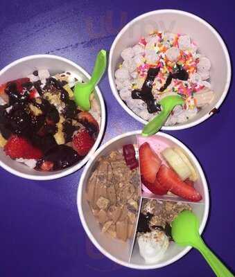 Yogurt Mountain, Greenville