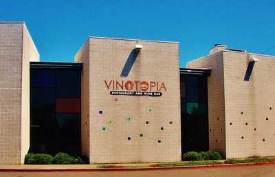 Vinotopia Restaurant & Winebar at Cinetopia Mill Plain, Vancouver