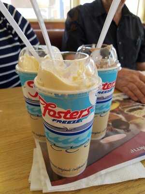 Fosters Freeze, Bakersfield