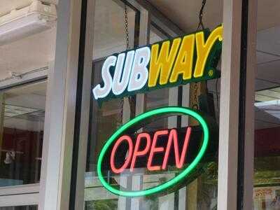 Subway, Miami Beach