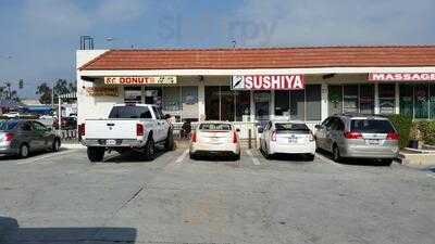 B C's Donuts, Pasadena