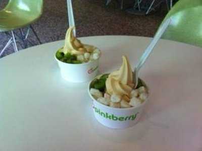 Pinkberry, Pasadena