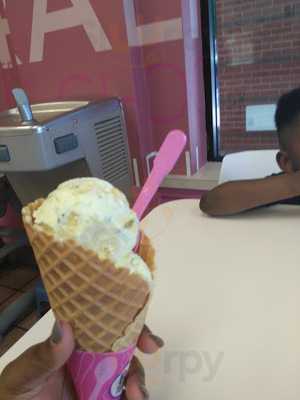 Baskin-Robbins, Columbia