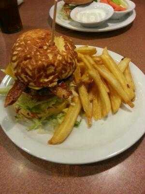 Denny's, Fresno