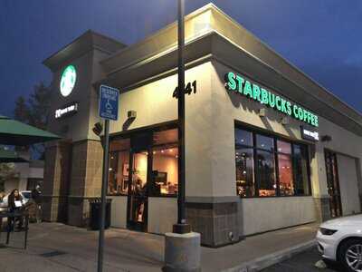 Starbucks, Bakersfield