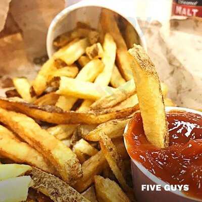 Five Guys, Chattanooga