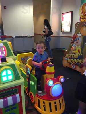 Chuck E. Cheese, Reno