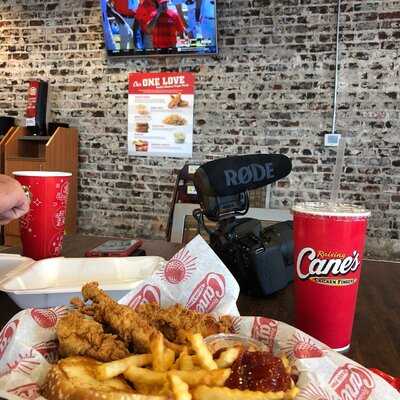 Raising Cane's Chicken Fingers, Knoxville