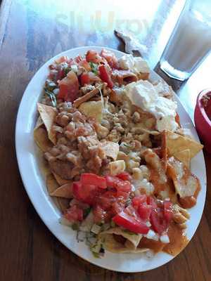 Tacos Y Mariscos La Fuente, Long Beach