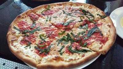 Remo's Brick Oven Pizza, Stamford