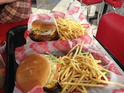 Freddy's Frozen Custard & Steakburgers, Fairfax